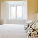 Bright Apt With Patio In City Center!